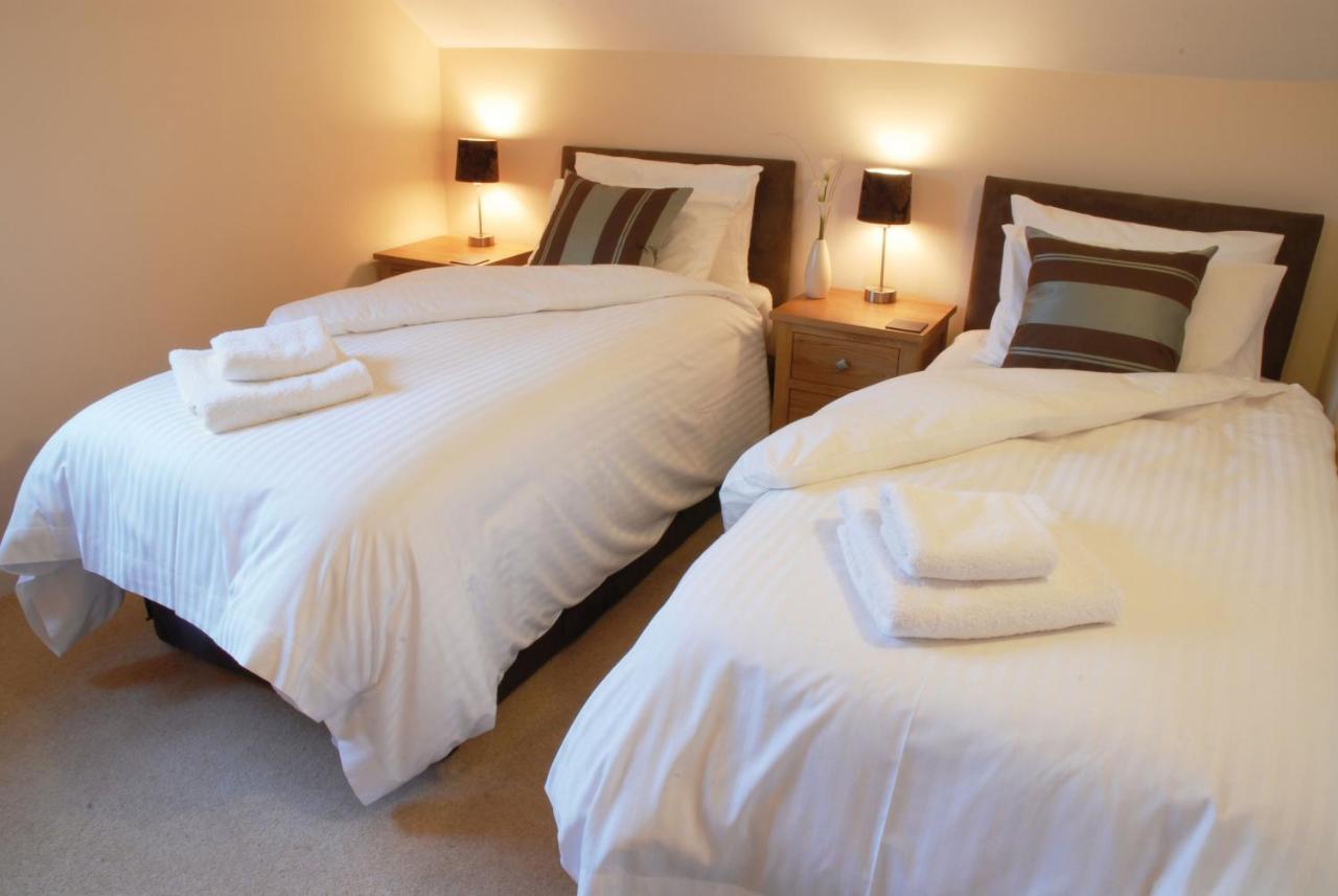 St Columb Major Kingfisher Hot Tub & Log Burner House On Premium Lakeside With Resort Facilities מראה חיצוני תמונה