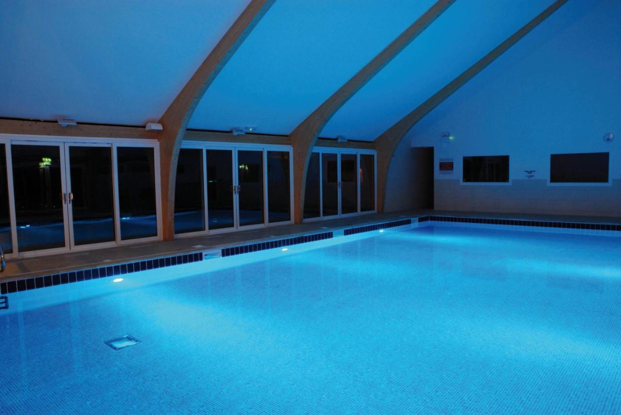 St Columb Major Kingfisher Hot Tub & Log Burner House On Premium Lakeside With Resort Facilities מראה חיצוני תמונה